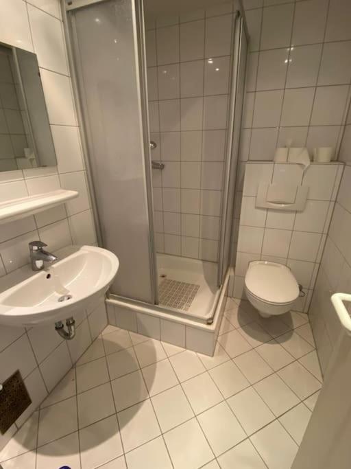 Studio 50 Qm Zentral In Domnaehe ケルン エクステリア 写真